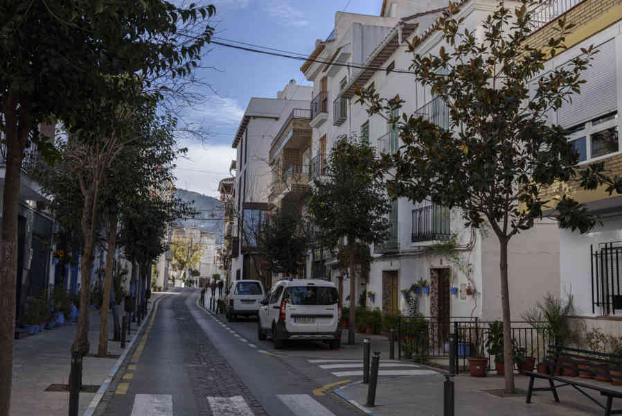 Granada - la Alpujarra 046 - Lanjarón.jpg